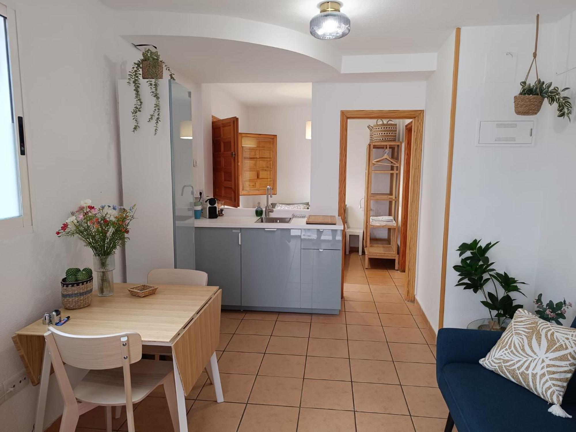 Yvonne Apartment